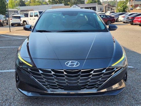 Used 2021 Hyundai Elantra Limited w/ Cargo Package image 4