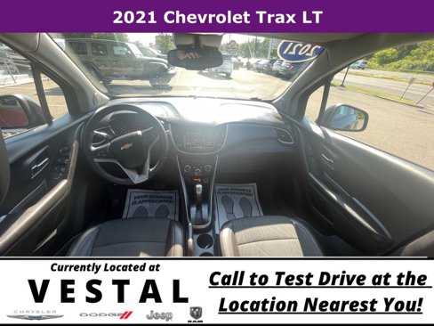Used 2021 Chevrolet Trax LT w/ LT Convenience Package image 15