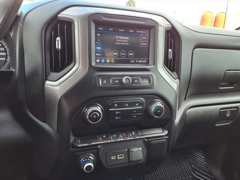 Used 2022 Chevrolet Silverado 1500 Custom image 25