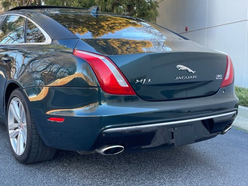 Used 2016 Jaguar XJ L Portfolio image 18