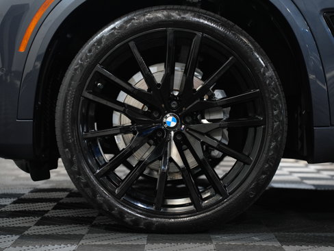 Used 2022 BMW X5 xDrive40i w/ M Sport Package image 58