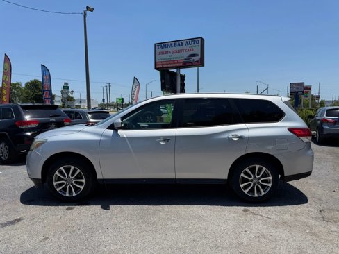 Used 2013 Nissan Pathfinder S image 3