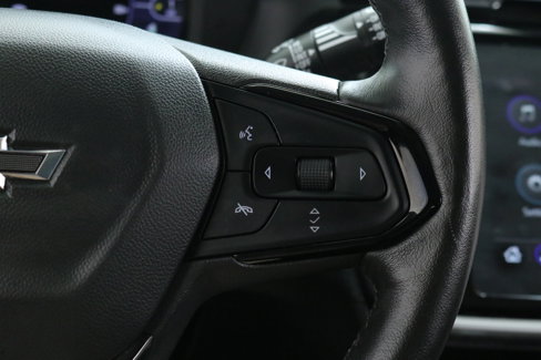 Used 2023 Chevrolet Bolt EUV LT w/ Comfort Package image 14