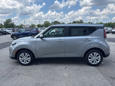 New 2025 Kia Soul LX image 4