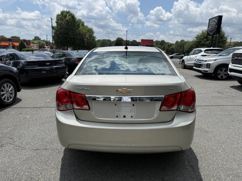 Used 2013 Chevrolet Cruze LT image 6