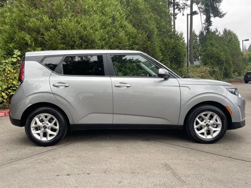 Used 2023 Kia Soul LX w/ Option Group 015 image 3