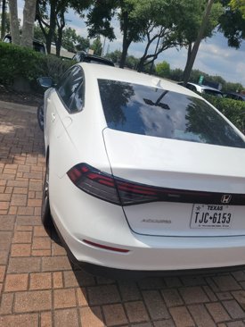 Used 2023 Honda Accord EX image 24