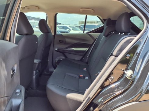New 2025 Nissan Kicks Play S image 18