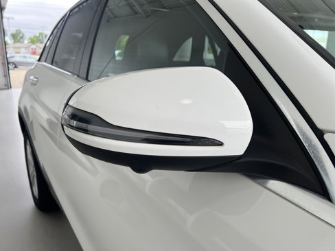 Used 2018 Mercedes-Benz GLC 300 image 8