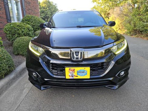 Used 2019 Honda HR-V Sport image 8