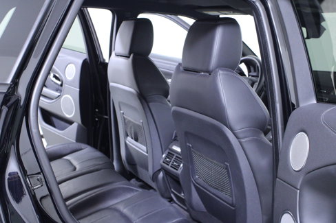 Used 2018 Land Rover Range Rover Evoque SE image 13