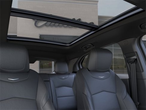 New 2024 Cadillac XT4 Luxury w/ Cold Weather Package image 24