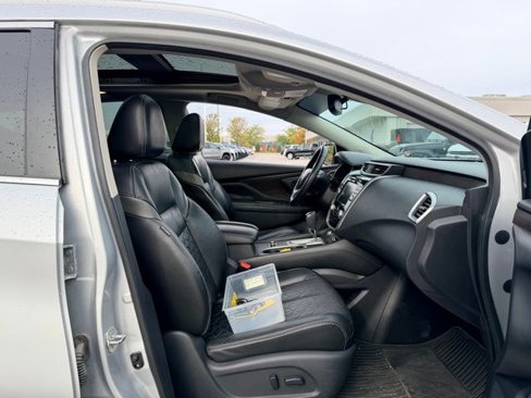 Used 2019 Nissan Murano Platinum image 12