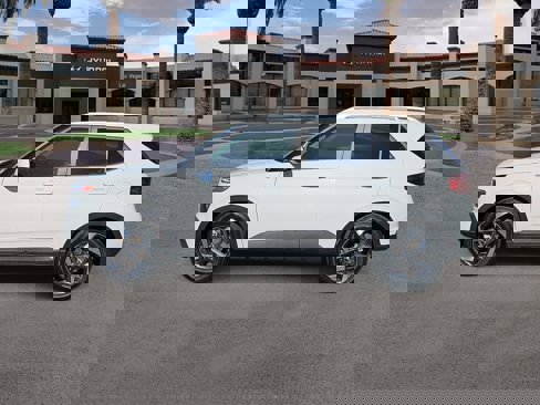 Certified 2021 Hyundai Venue SEL image 5