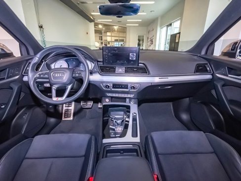 Used 2021 Audi SQ5 Premium w/ Convenience Package image 39