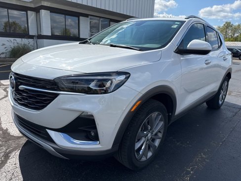 Certified 2022 Buick Encore GX Essence w/ Experience Buick Package image 3