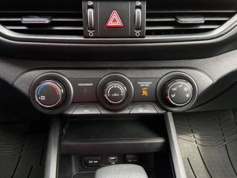 Used 2023 Kia Forte LXS image 17