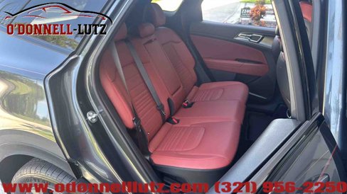 Used 2025 Kia Sportage SX Prestige image 14