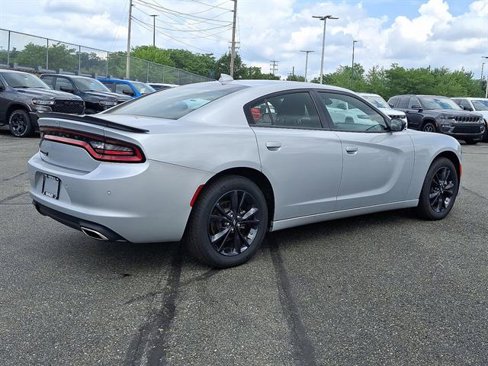 Used 2023 Dodge Charger SXT w/ Blacktop Package image 6