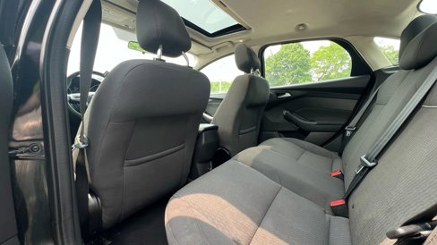 Used 2012 Ford Focus SEL image 11