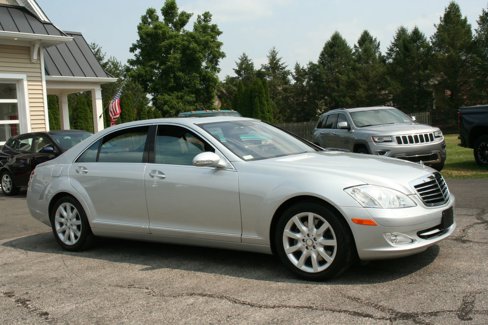 Used 2008 Mercedes-Benz S 550 4MATIC image 2