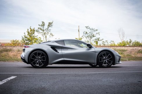 New 2025 Lotus Emira image 9