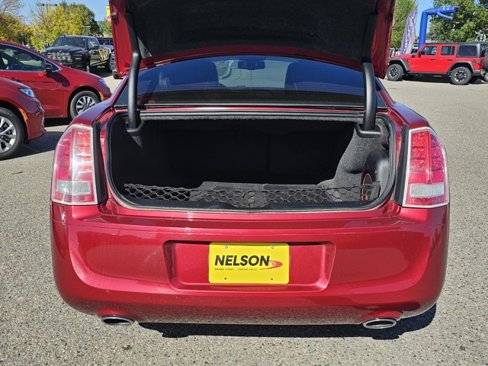 Used 2014 Chrysler 300 S w/ Luxury Group image 10