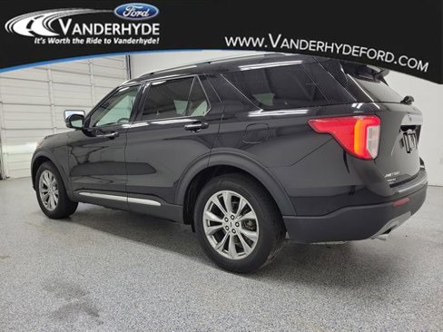 Used 2021 Ford Explorer Limited w/ Equipment Group 301A image 4