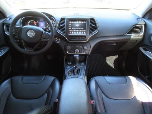 Used 2022 Jeep Cherokee Trailhawk w/ Premium Leather Package image 13