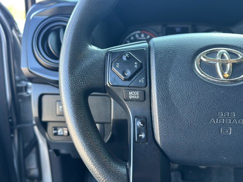 Used 2020 Toyota Tacoma SR image 18