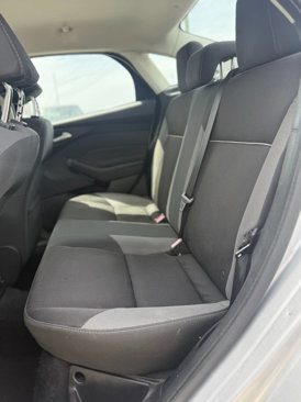 Used 2014 Ford Focus SE image 12