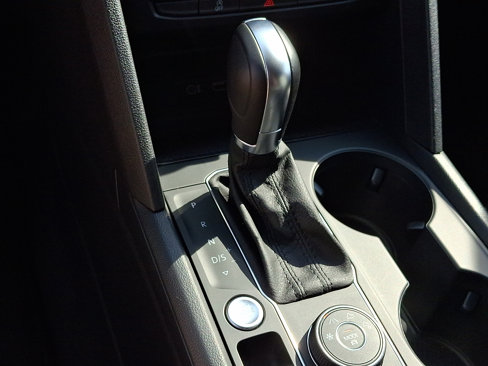 Used 2018 Volkswagen Atlas SE image 16