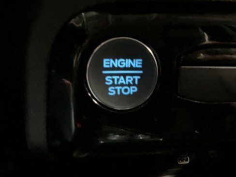 Used 2024 Ford Escape SE image 16