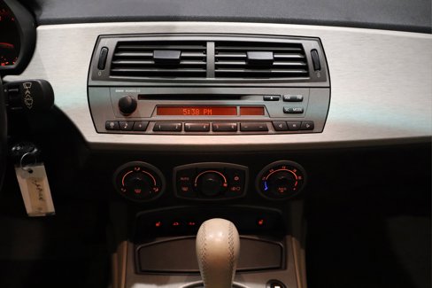 Used 2004 BMW Z4 2.5i image 21