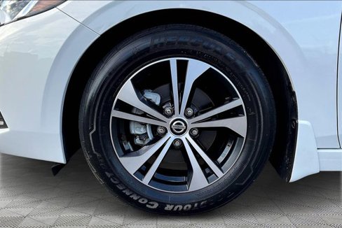 Used 2020 Nissan Sentra SV image 21