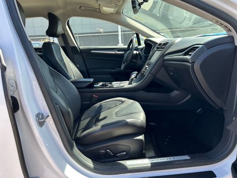 Used 2016 Ford Fusion Titanium image 19