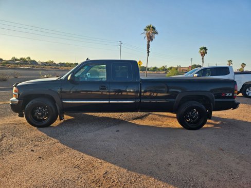 Used 2007 GMC Sierra 1500 SLE w/ Onstar Plus Package image 2