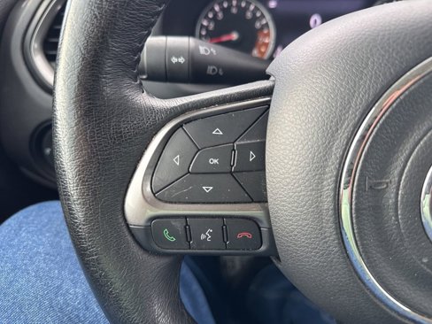 Used 2022 Jeep Renegade Latitude w/ Convenience Group image 21