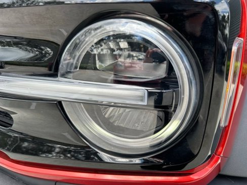 Used 2022 Ford Bronco Outer Banks w/ Sasquatch Package image 9