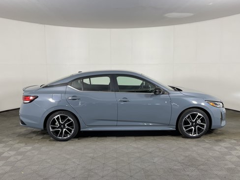 Used 2024 Nissan Sentra SR image 5