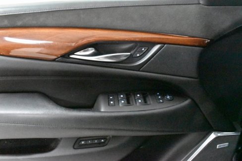 Used 2016 Cadillac Escalade ESV Luxury image 20