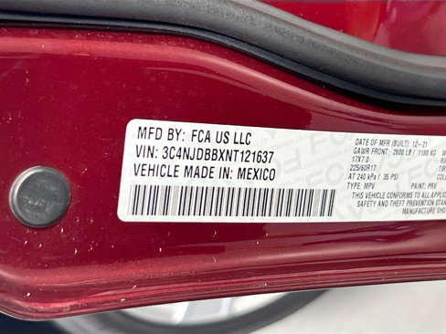 Used 2022 Jeep Compass Latitude image 28