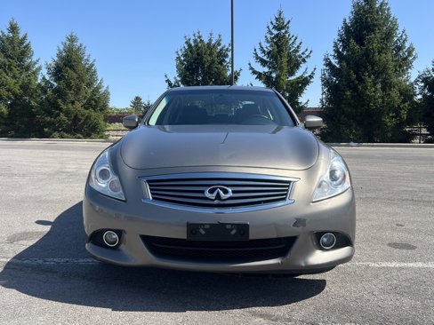 Used 2013 INFINITI G37 x w/ Premium Pkg image 8