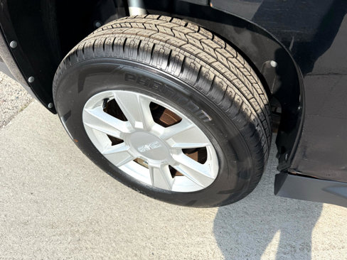Used 2010 GMC Terrain SLE image 28