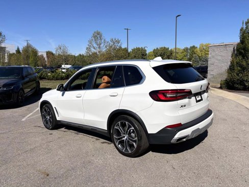 Used 2021 BMW X5 xDrive40i w/ Premium Package image 5