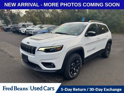 Certified 2022 Jeep Cherokee Latitude w/ Sun & Sound Group image 6