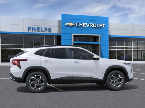 New 2026 Chevrolet Trax LT w/ Driver Confidence Package image 6