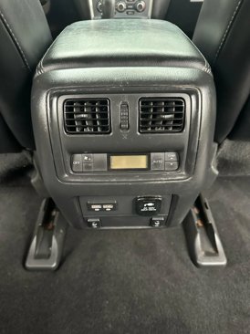 Used 2017 Nissan Pathfinder SL image 30