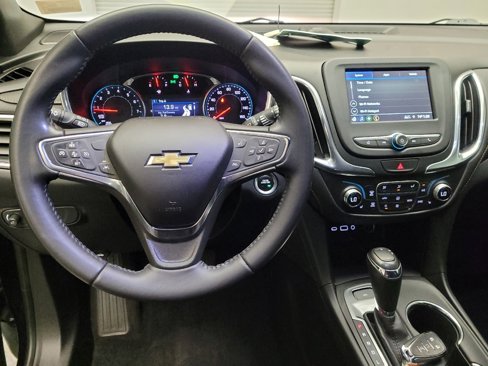 Used 2019 Chevrolet Equinox LT w/ Driver Convenience Package image 22