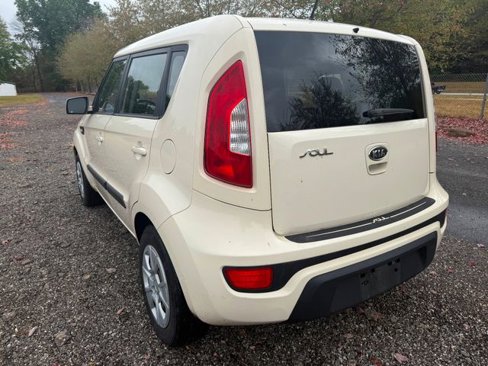 Used 2012 Kia Soul image 3